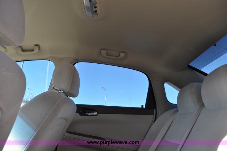 image for item F2095 2007 Chevrolet Impala Police