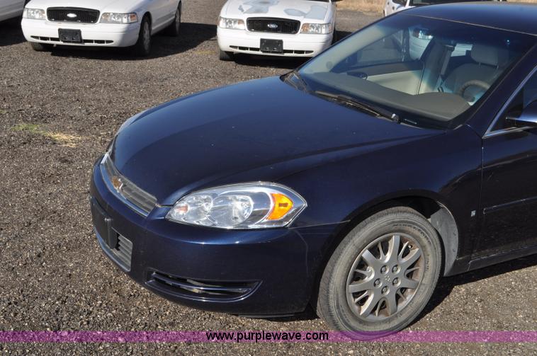 image for item F2095 2007 Chevrolet Impala Police