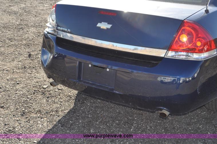 image for item F2095 2007 Chevrolet Impala Police