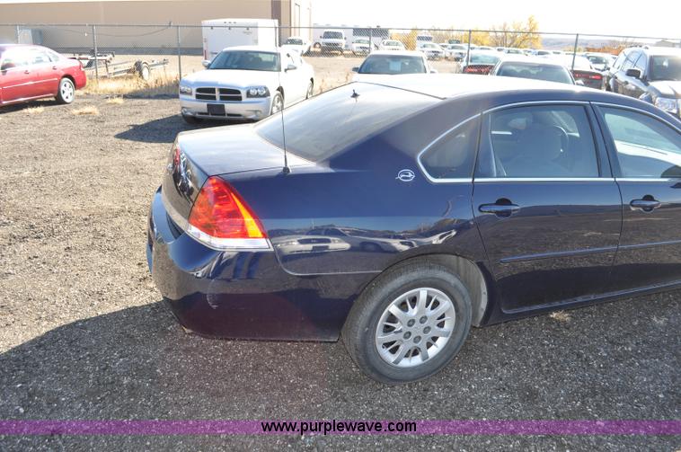 image for item F2095 2007 Chevrolet Impala Police
