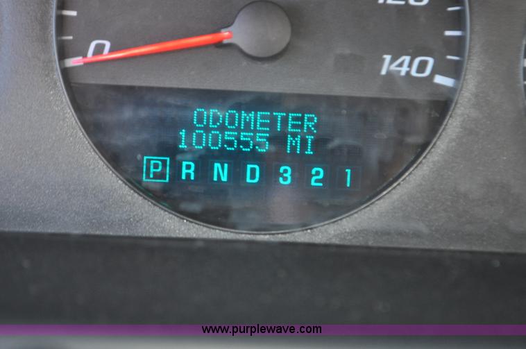 image for item F2095 2007 Chevrolet Impala Police