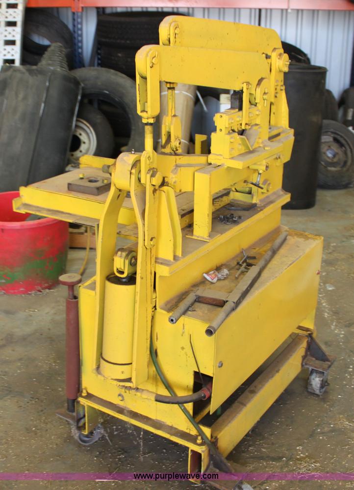 image for item F3365 Dvorak iron worker