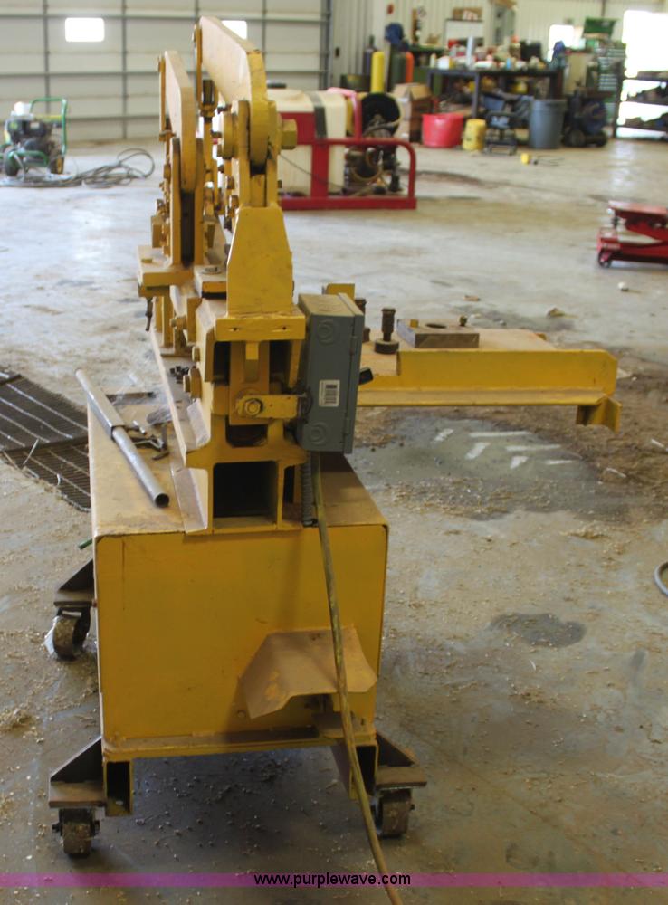 image for item F3365 Dvorak iron worker