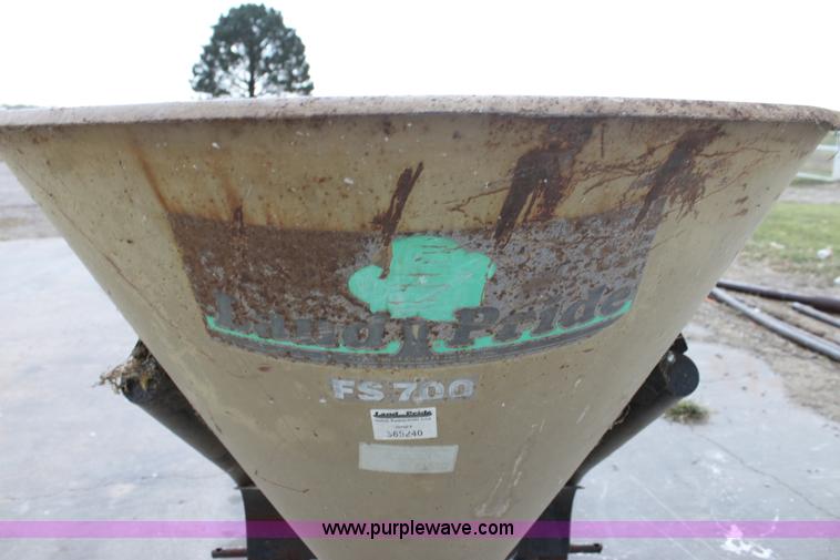 image for item F3370 Land Pride FS700 seeder