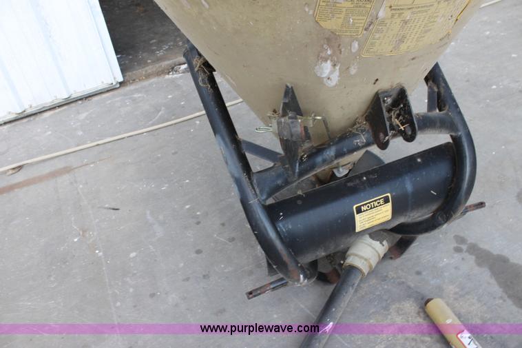 image for item F3370 Land Pride FS700 seeder