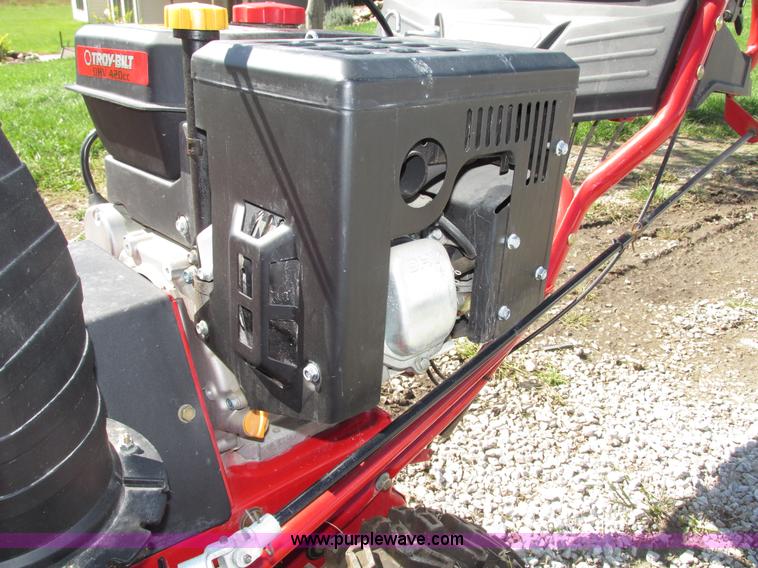 image for item G9931 Troy Bilt Polar Blast 4510 self-propelled snow blower