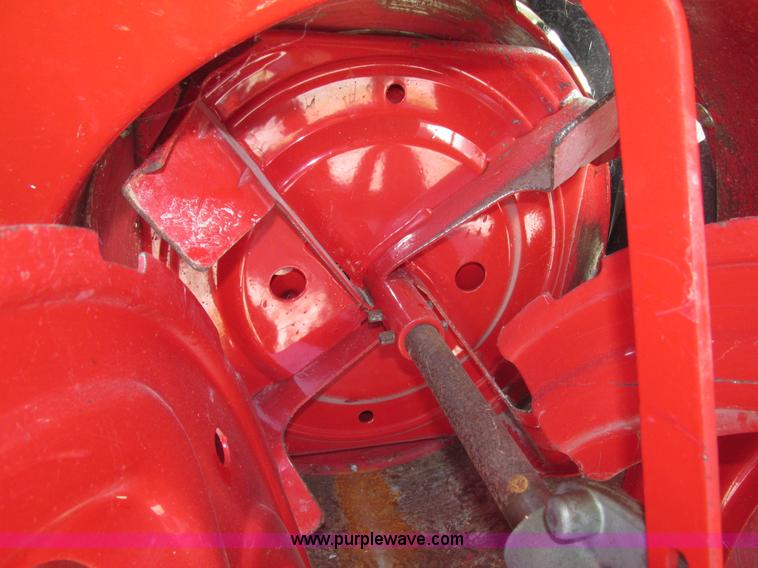 image for item G9931 Troy Bilt Polar Blast 4510 self-propelled snow blower