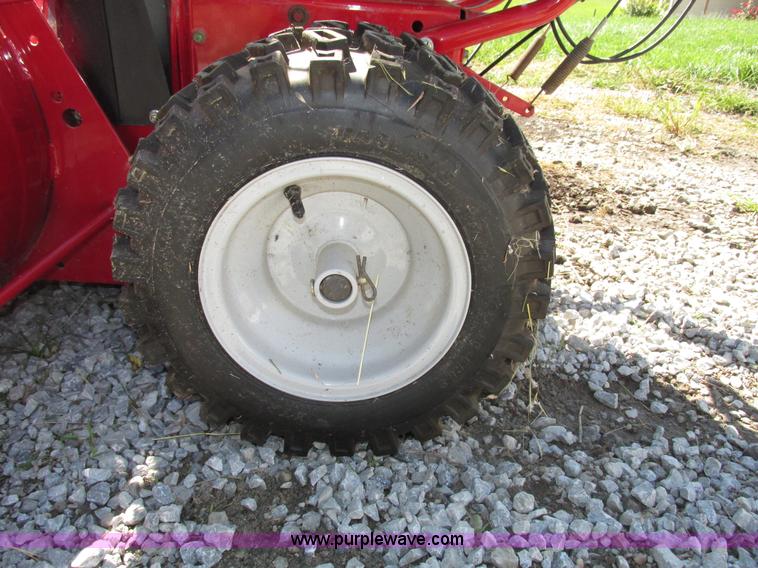 image for item G9931 Troy Bilt Polar Blast 4510 self-propelled snow blower