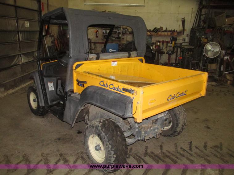 image for item G9972 2006 Cub Cadet 4X4 Trail utility vehicle