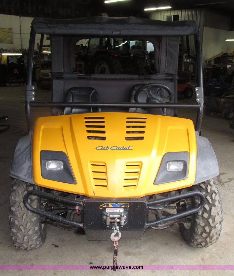 image for item G9972 2006 Cub Cadet 4X4 Trail utility vehicle