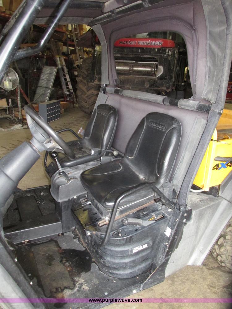 image for item G9972 2006 Cub Cadet 4X4 Trail utility vehicle