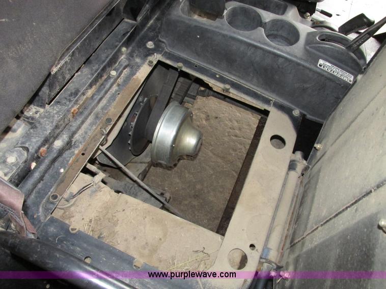 image for item G9972 2006 Cub Cadet 4X4 Trail utility vehicle