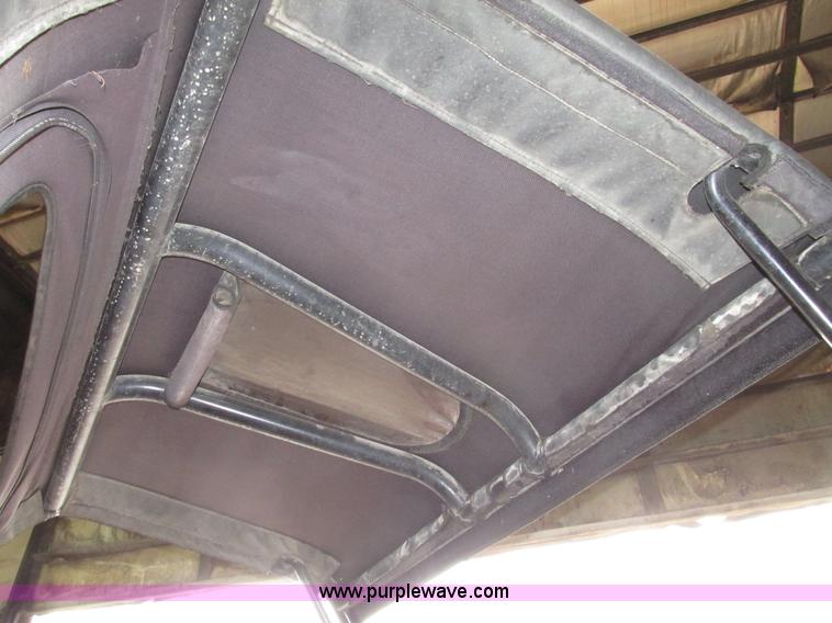 image for item G9972 2006 Cub Cadet 4X4 Trail utility vehicle