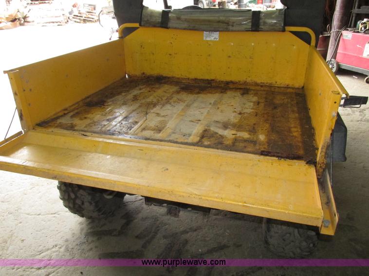 image for item G9972 2006 Cub Cadet 4X4 Trail utility vehicle