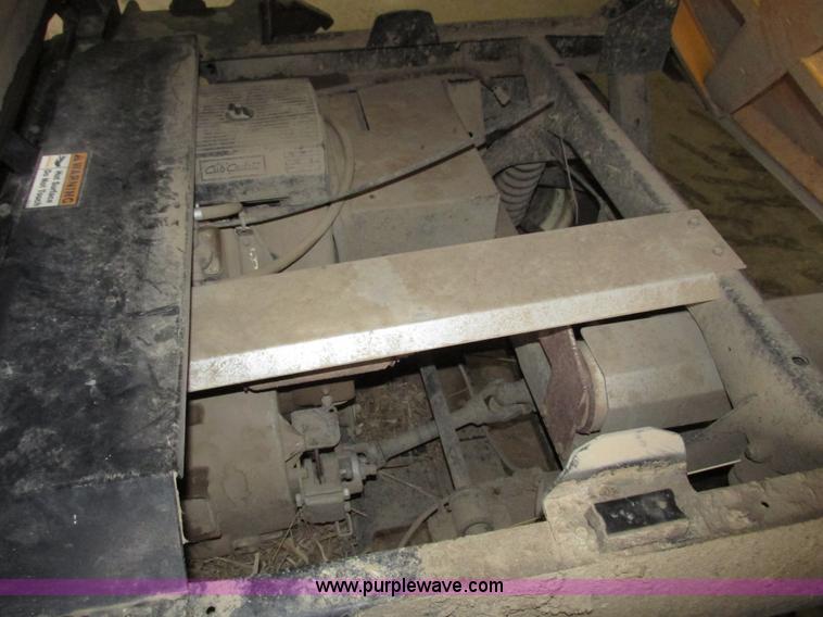 image for item G9972 2006 Cub Cadet 4X4 Trail utility vehicle