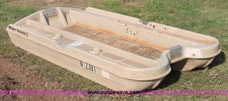 image for item H5563 1983 Water Scamp II boat