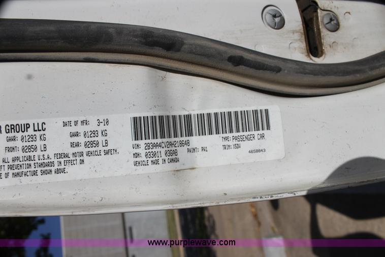 image for item H8774 2010 Dodge Charger