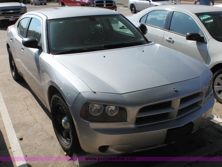 image for item H8776 2009 Dodge Charger SE
