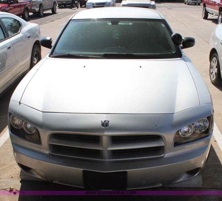 image for item H8776 2009 Dodge Charger SE