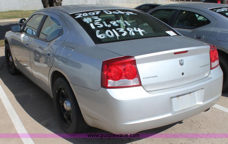 image for item H8776 2009 Dodge Charger SE