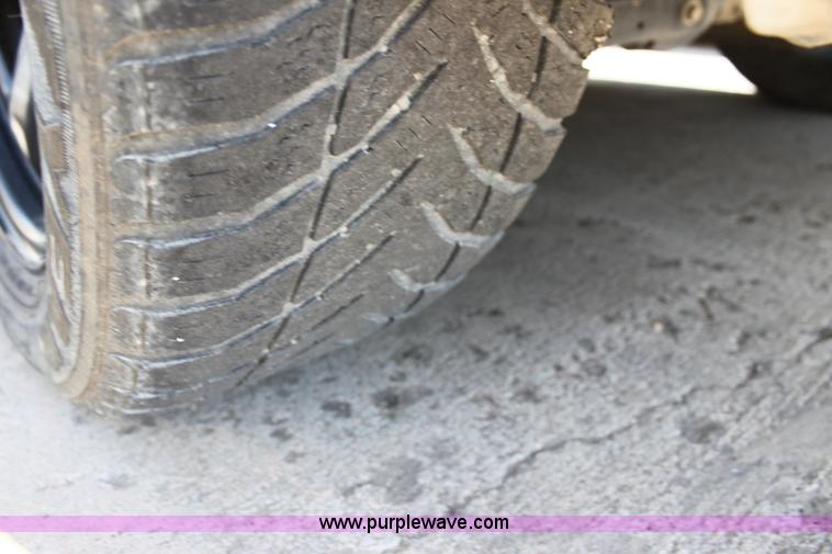 image for item H8776 2009 Dodge Charger SE