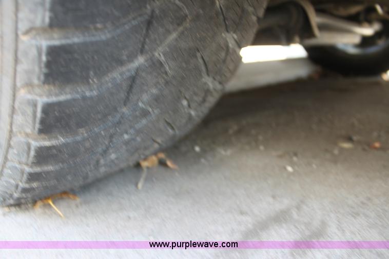 image for item H8776 2009 Dodge Charger SE