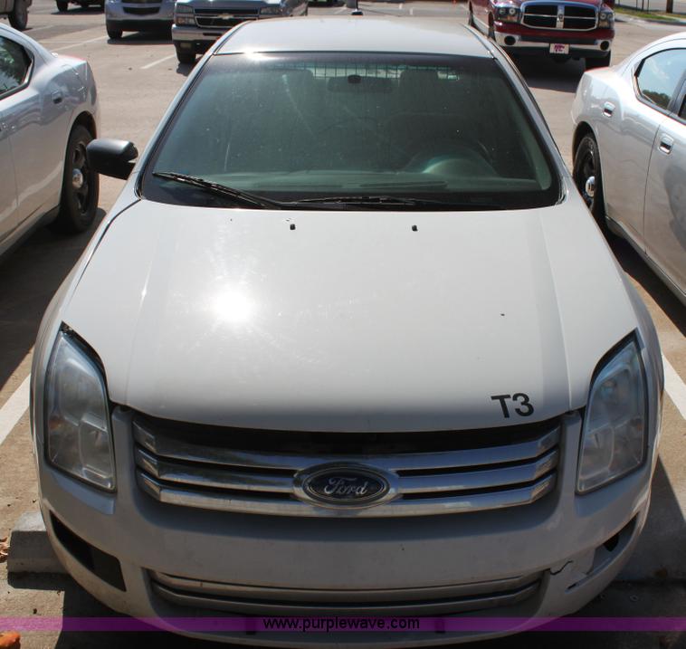 image for item H8777 2009 Ford Fusion I4 S