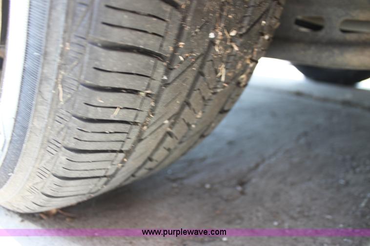 image for item H8777 2009 Ford Fusion I4 S