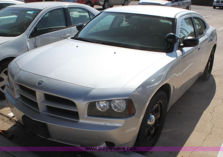 image for item H8778 2009 Dodge Charger SE