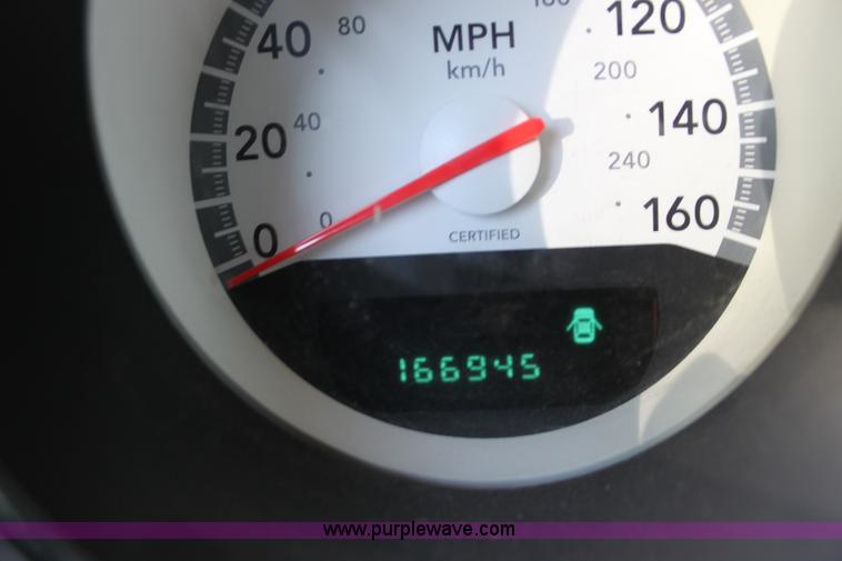 image for item H8778 2009 Dodge Charger SE