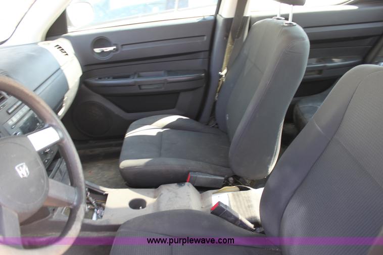 image for item H8778 2009 Dodge Charger SE