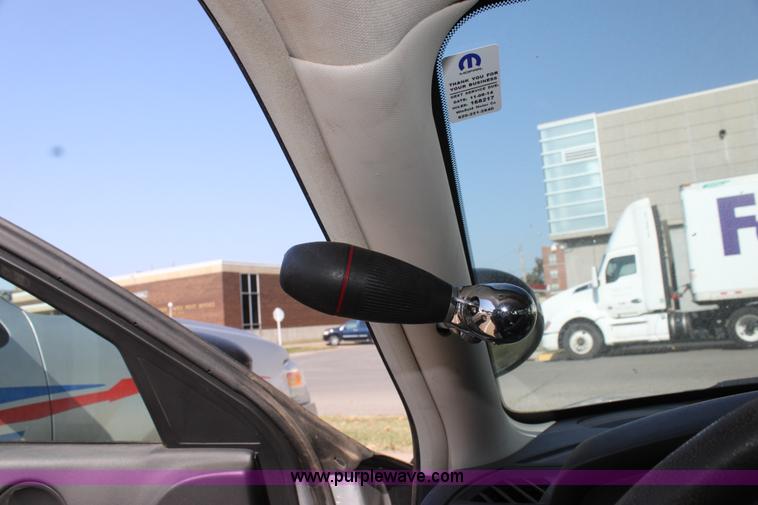 image for item H8778 2009 Dodge Charger SE