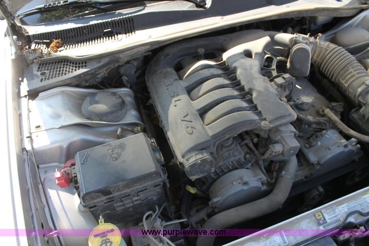 image for item H8778 2009 Dodge Charger SE