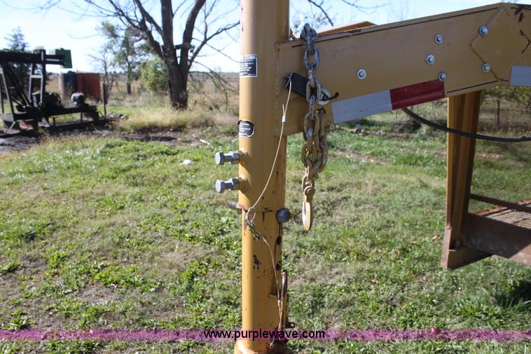 image for item H8800 2006 Titan tilt deck trailer