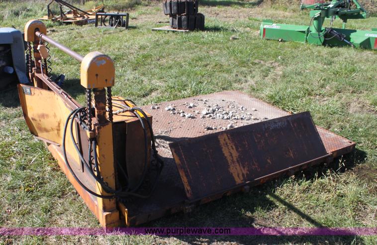 image for item H8807 Rol-Lift platform