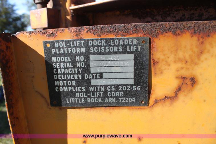 image for item H8807 Rol-Lift platform