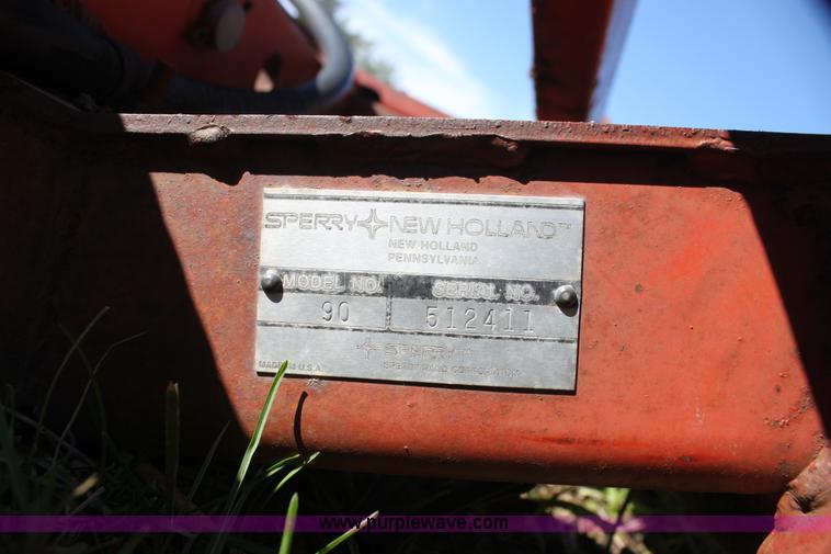 image for item H8808 New Holland 90 bale handler