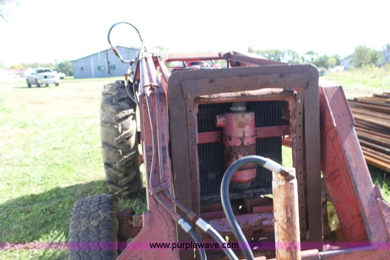 image for item H8813 International 354 tractor
