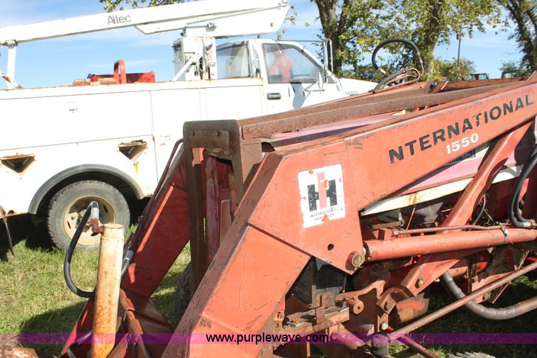 image for item H8813 International 354 tractor