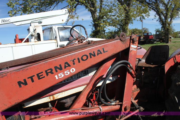 image for item H8813 International 354 tractor