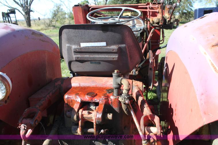 image for item H8813 International 354 tractor