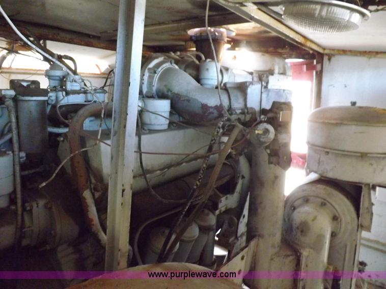 image for item H9027 Caterpillar-Klein articulated airport crash-rescue vehicle