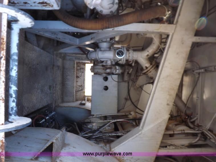 image for item H9027 Caterpillar-Klein articulated airport crash-rescue vehicle