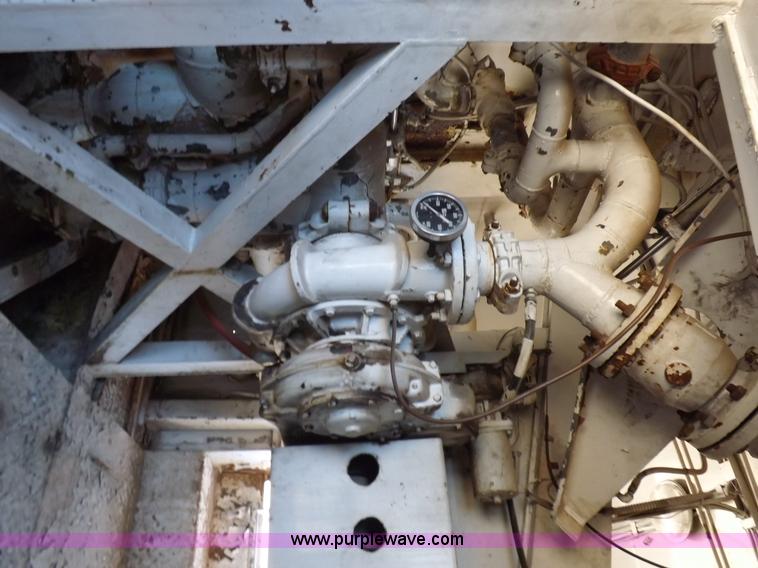 image for item H9027 Caterpillar-Klein articulated airport crash-rescue vehicle