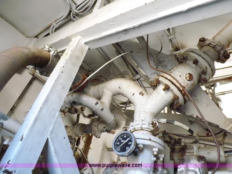 image for item H9027 Caterpillar-Klein articulated airport crash-rescue vehicle