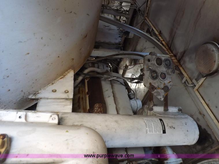 image for item H9027 Caterpillar-Klein articulated airport crash-rescue vehicle