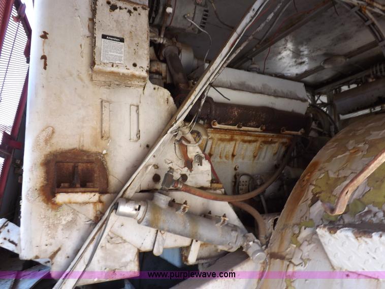 image for item H9027 Caterpillar-Klein articulated airport crash-rescue vehicle