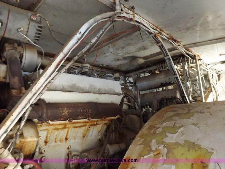 image for item H9027 Caterpillar-Klein articulated airport crash-rescue vehicle