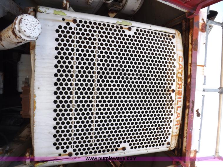 image for item H9027 Caterpillar-Klein articulated airport crash-rescue vehicle