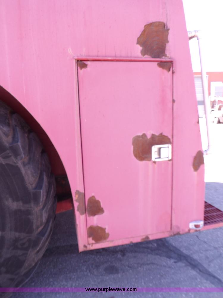 image for item H9027 Caterpillar-Klein articulated airport crash-rescue vehicle